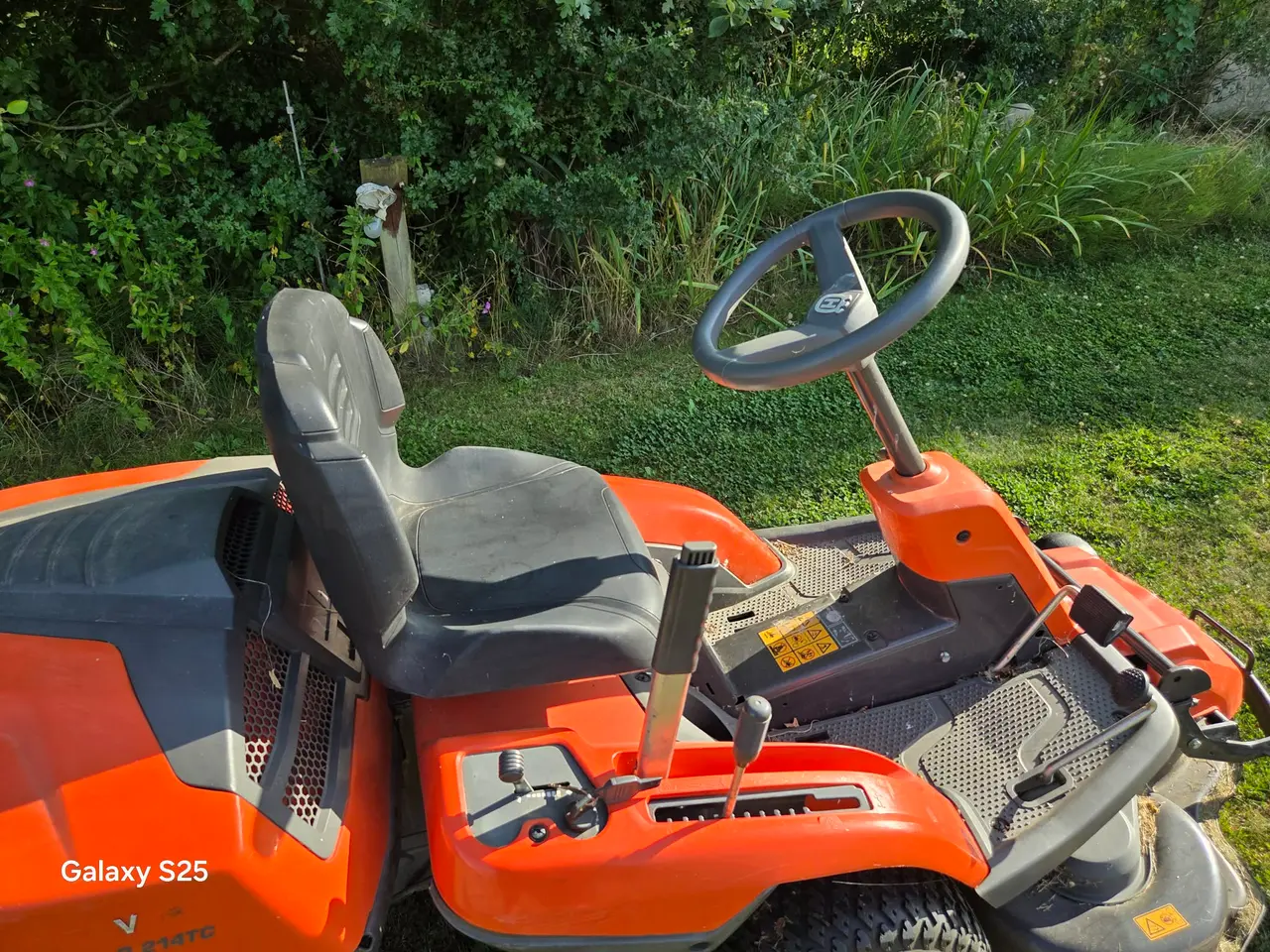 Billede 4 - Husqvarna R 214TC med 94 cm klippebord
