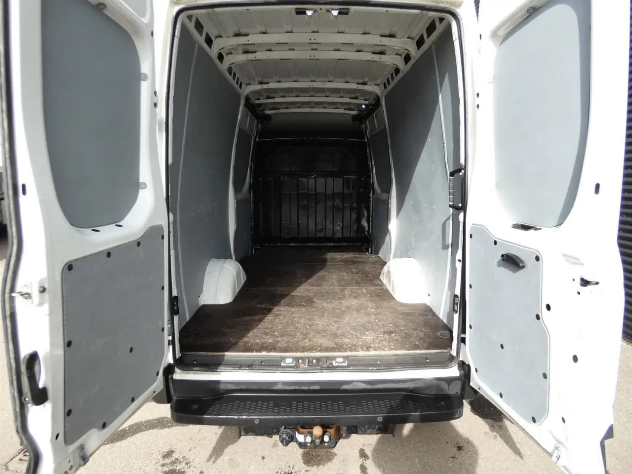 Billede 9 - Iveco Daily 35S18 12m3 3,0 D 180HK Van 8g Aut.