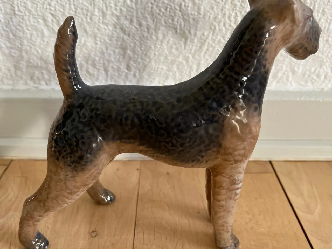 Billede 4 - Royal Copenhagen - Airdale terrier - nr 3139