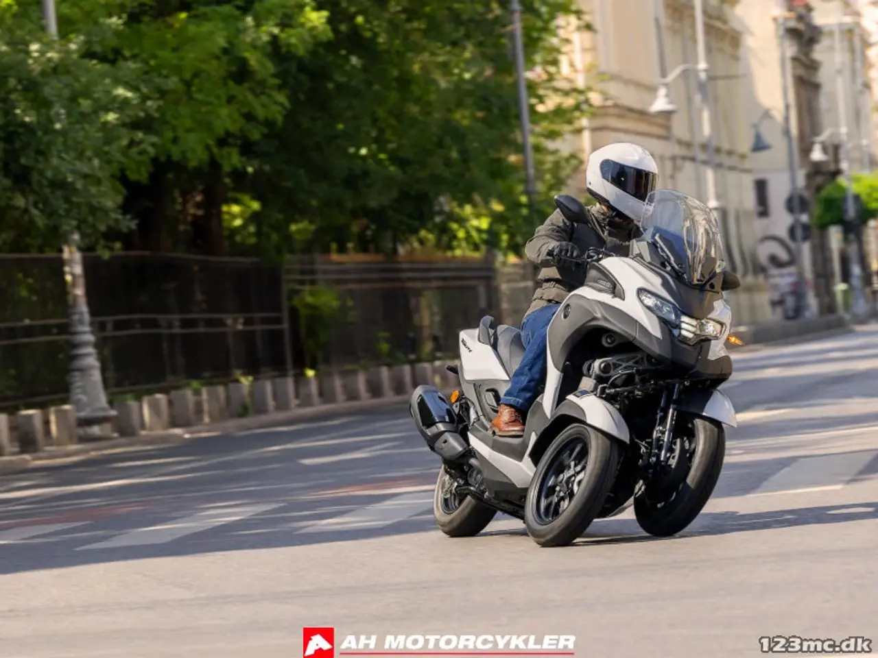 Billede 10 - Yamaha Tricity 300 Airbag Zen Green