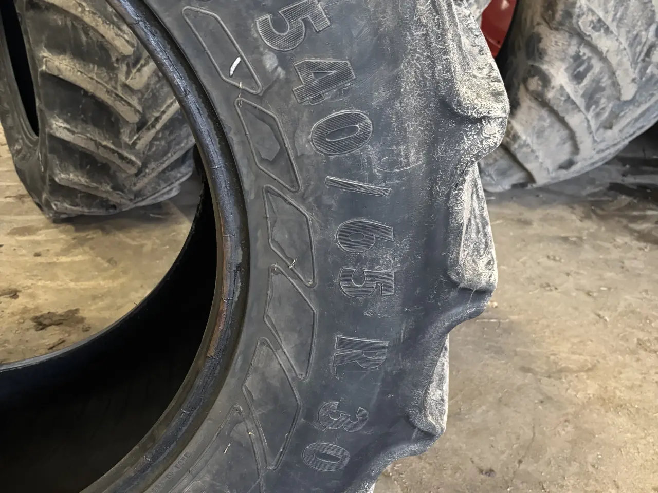 Billede 1 - Mitas 540/65R30