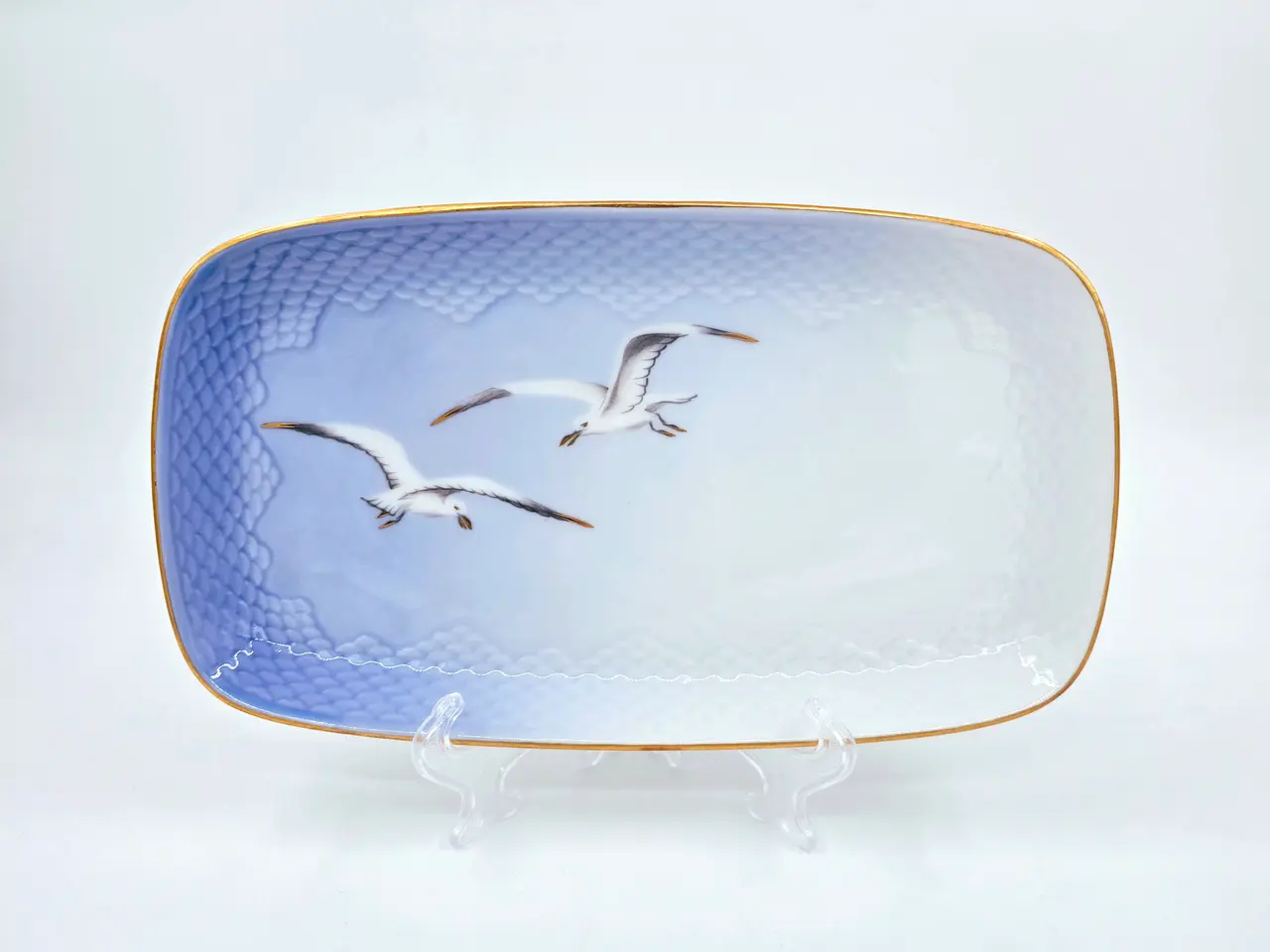 Billede 1 - Mågestel Bakke nr. 96 Med Guldkant 1 sortering