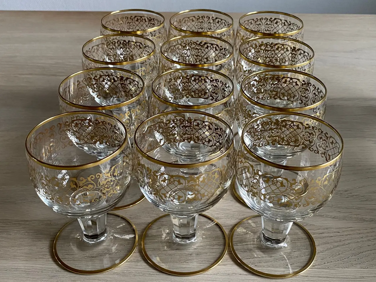 Billede 5 - Glas m/ guldkant og guldmønster