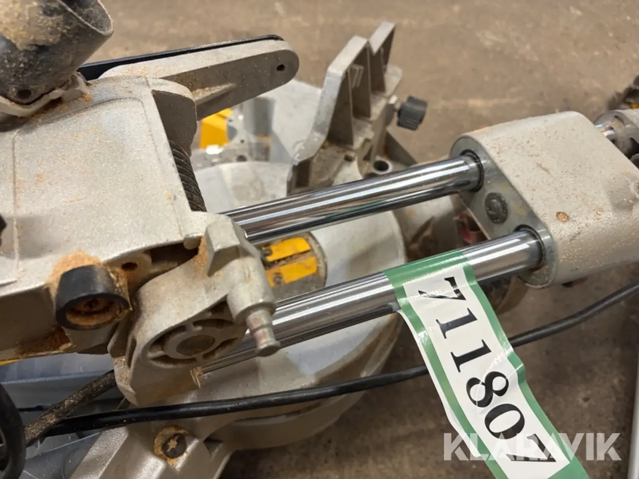 Billede 7 - Kap-/geringssav Dewalt DW712N med stativ