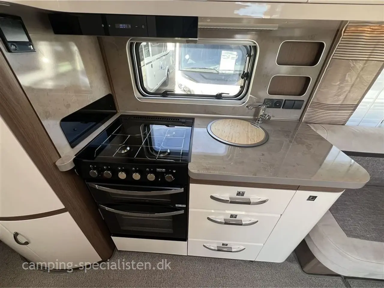 Billede 8 - 2019 - Hobby Prestige 560 LU   Hobby Prestige 560 LU model 2019 kan nu ses Hos Camping-Specialisten.dk