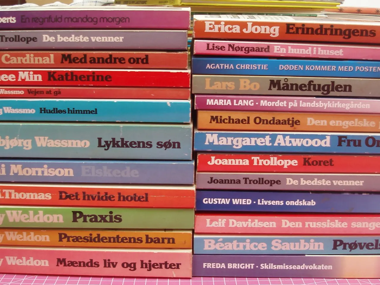 Billede 4 - Diverse forfattere boglot flotte paperback bøger 1