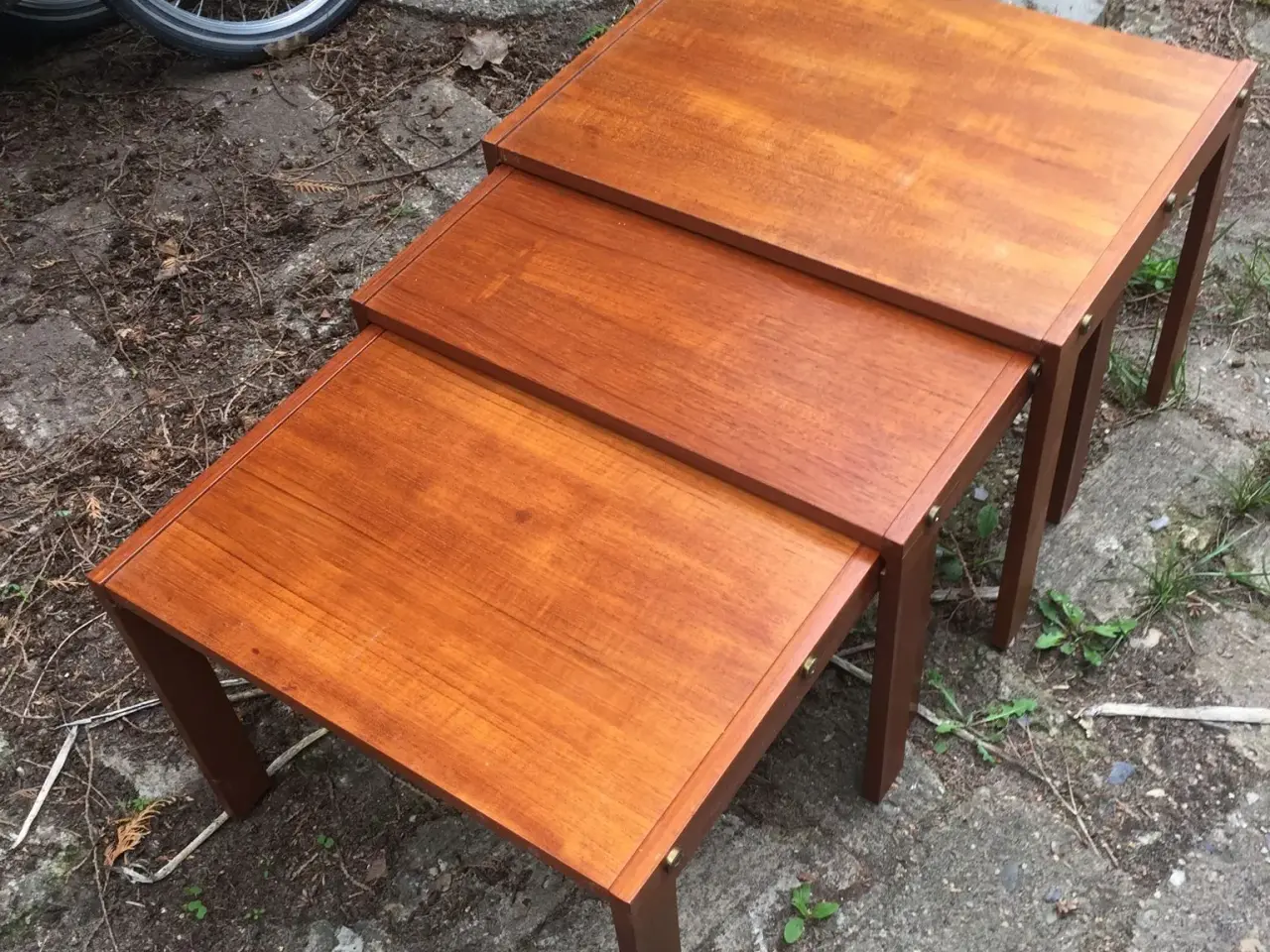Billede 1 - Indskudsbord teak