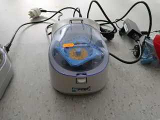 Microcentrifuge BENCHMARK SCIENTIFIC MyFuge