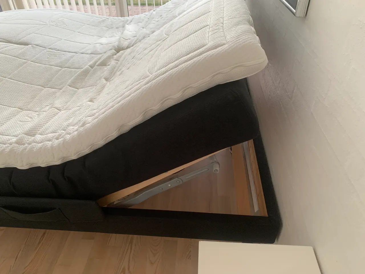 Billede 7 - Elevationsseng med massage 180 x 210 cm.