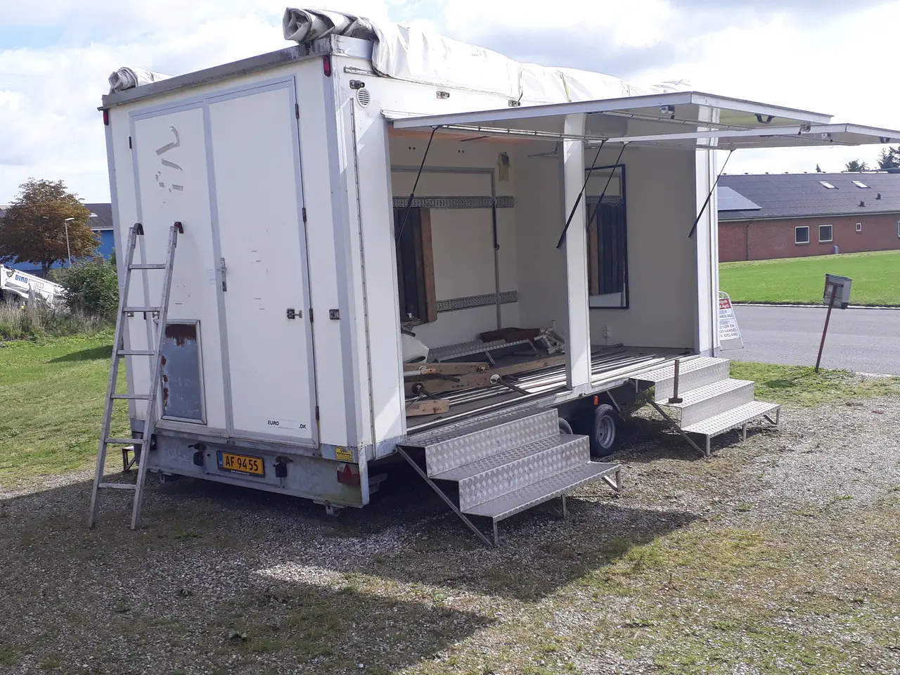 Billede 2 - Udlejes Markeds, Scene, Salgs, Mad, Tombola - Vogn