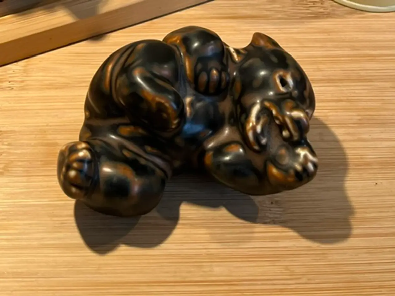 Billede 2 - Royal Copenhagen liggende bjørneunge nr. 21432