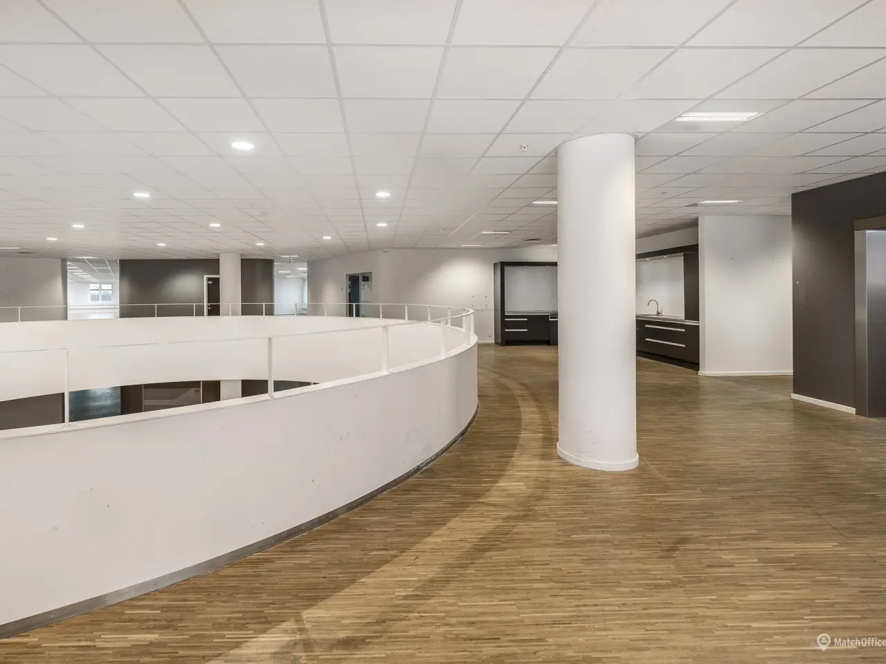 Billede 11 - Gladsaxe Company House - DGNB-certificeret kontorhus med serviceret reception. fælles kantine og mødecenter