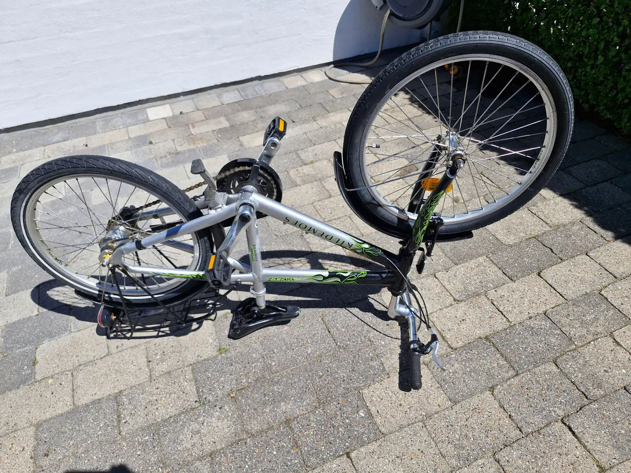 Billede 8 - MEGET VELHOLDT KILDEMOES DRENGECYKEL 20"