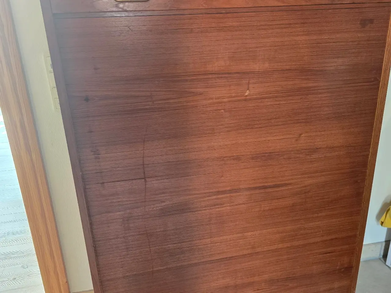 Billede 3 - Arkiv / Jalousi skab teak