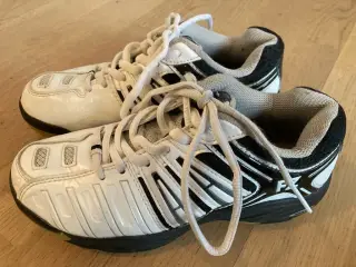 FZ Forza badminton sko str. 36