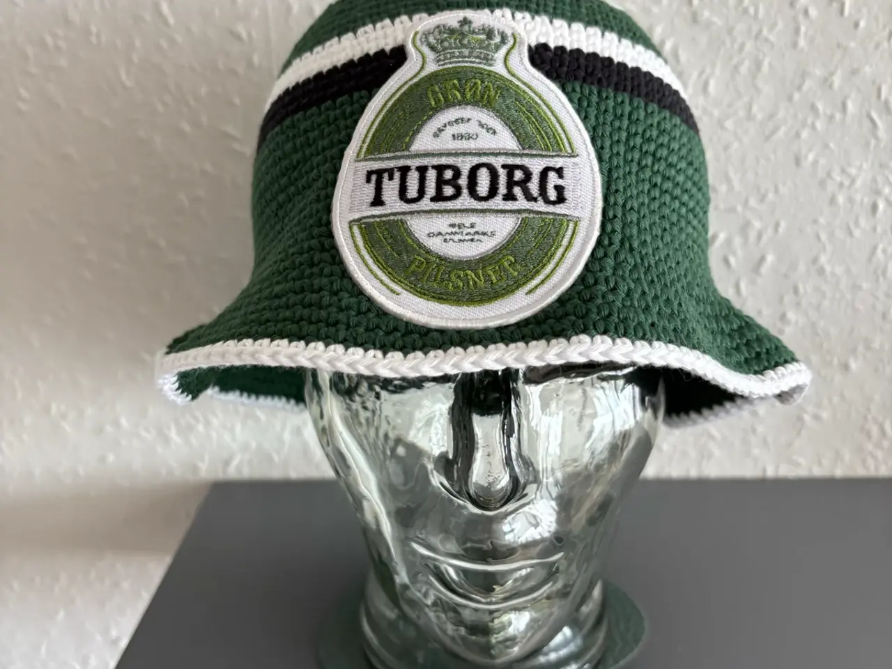 Billede 1 - Hæklet Tuborg bøllehat