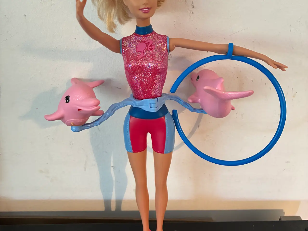 Billede 1 - Barbie med "delfin show"