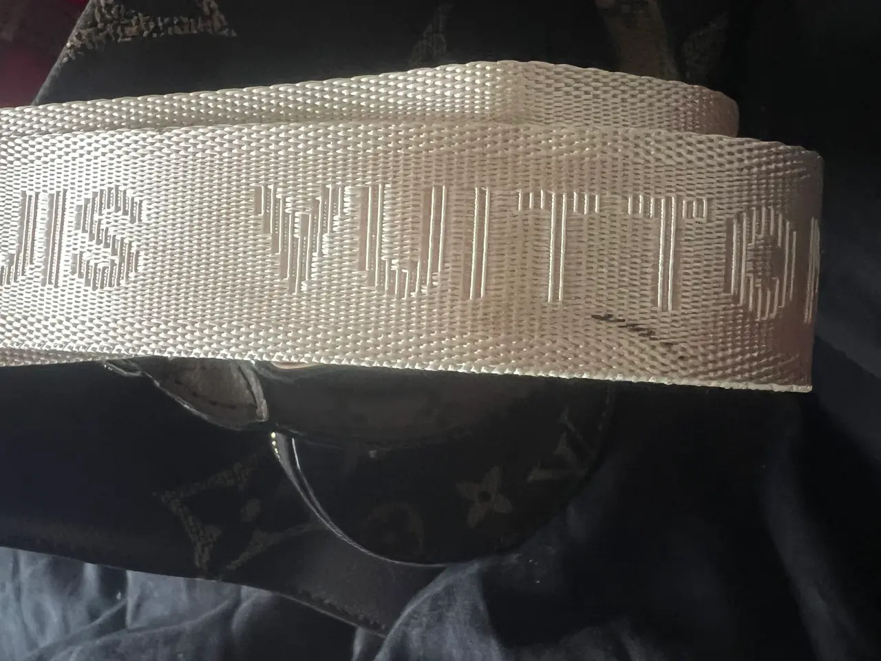 Billede 3 - Fin håndtaske Lv