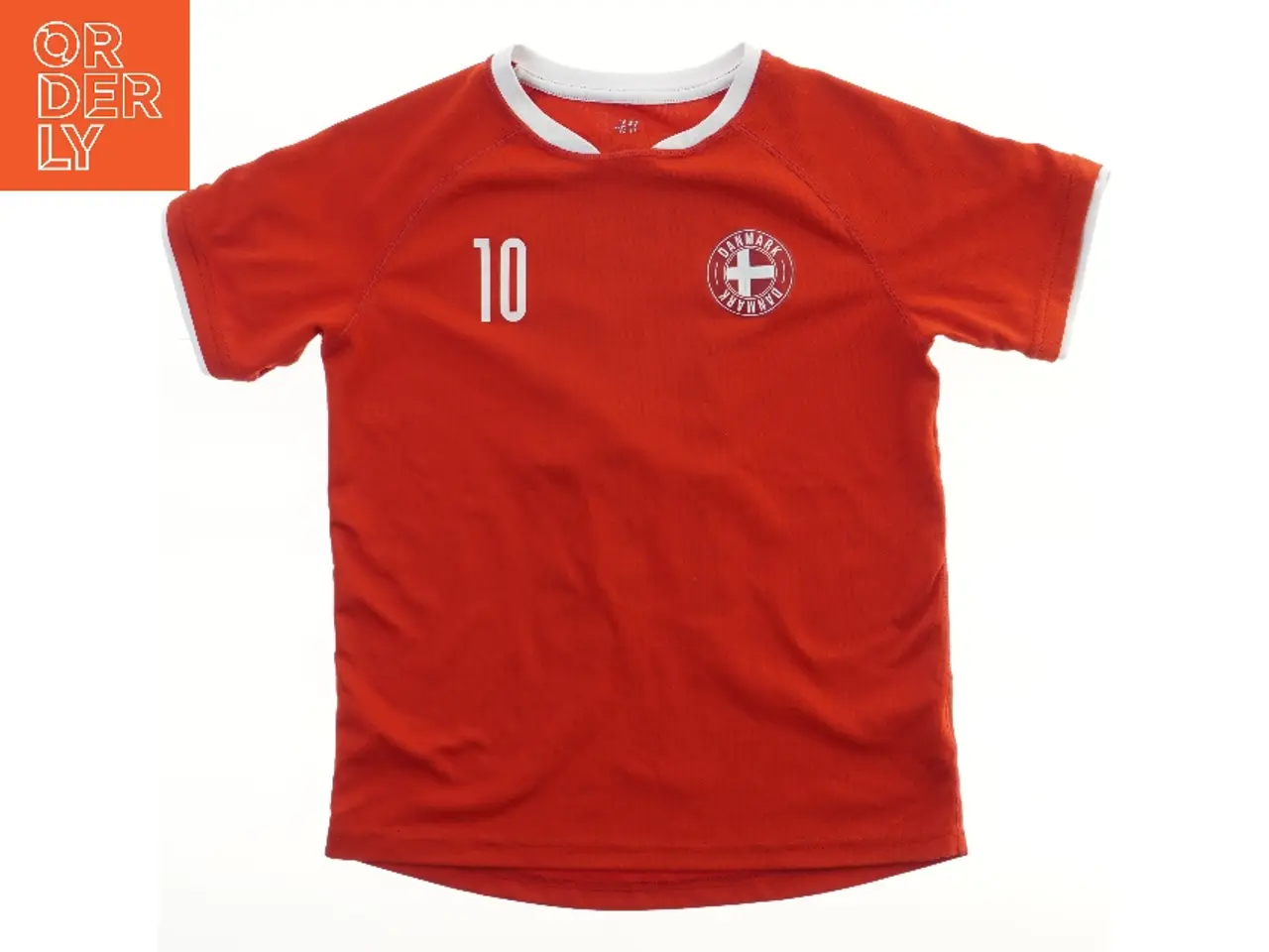 Billede 1 - Fodboldtrøje med Danmark logo fra H&M (str. 116)