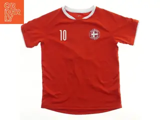 Fodboldtrøje med Danmark logo fra H&M (str. 116)