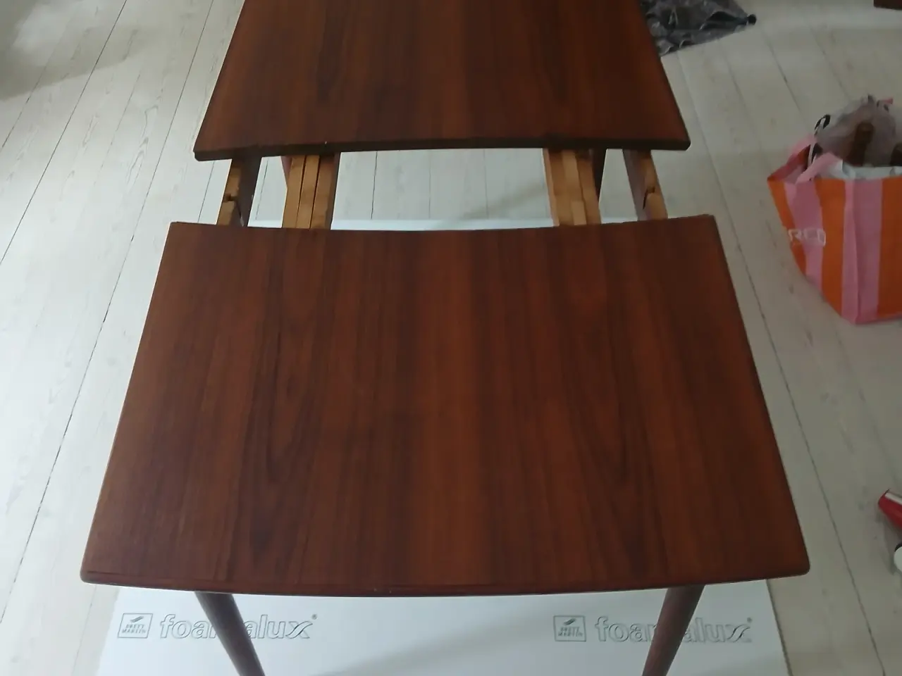 Billede 3 - Teak spisebord