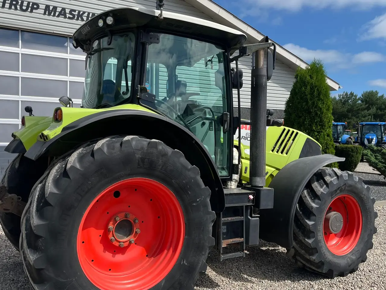 Billede 13 - CLAAS ARION 650 Med frontlift og frontPTO