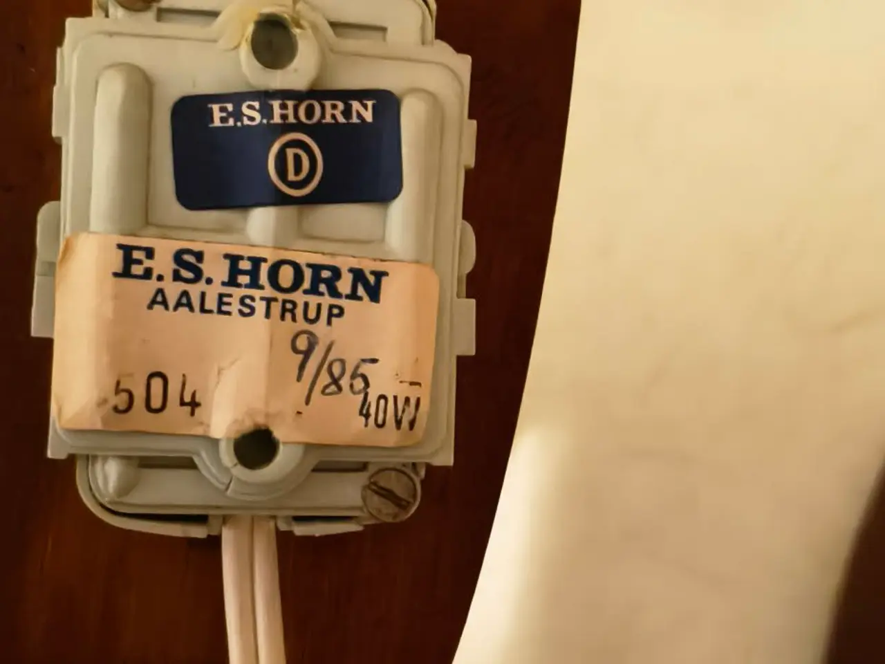 Billede 2 - super fed retro teaktræ lampe fra e.s horn 