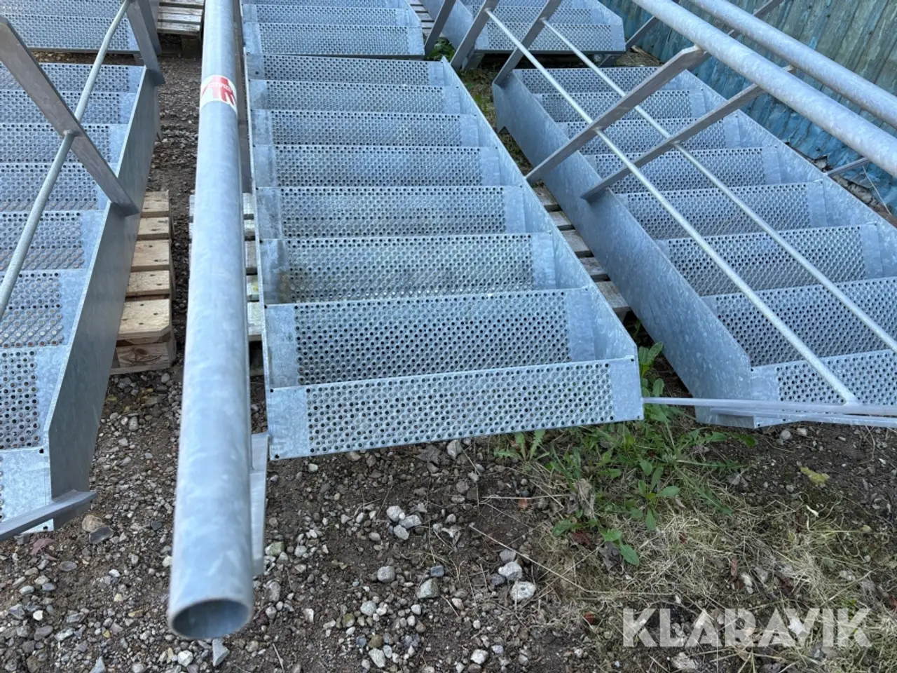 Billede 8 - Ståltrapper og gangbro galvaniseret med 1 gangbro 5 trapper