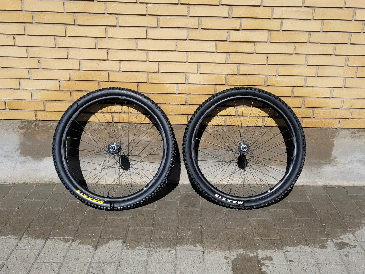 Billede 4 - MTB AM 29" GIANT fælge med gode dæk