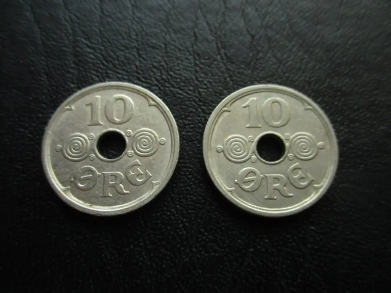 Billede 2 - 10 øre 1924 og 1925 kv. 1+