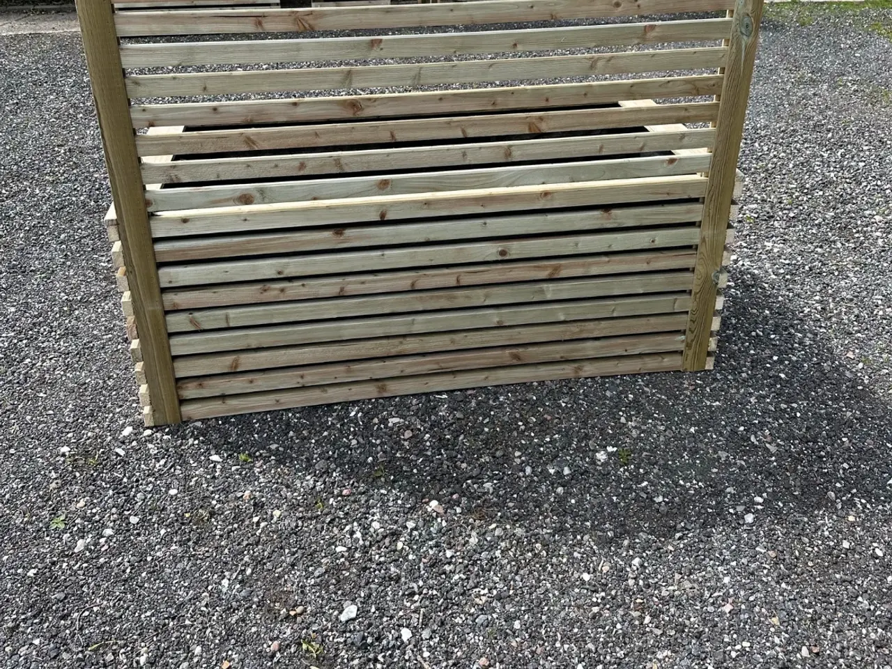 Billede 3 - Højbed / rum deler / terrasse opdeler Med ryg