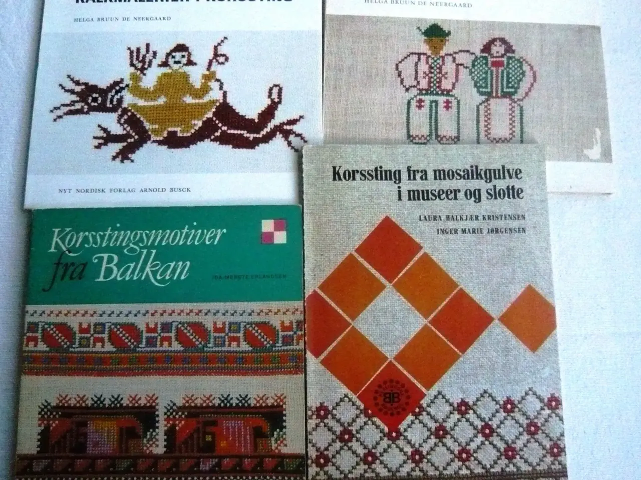 Billede 1 - Korsstingsbroderibøger