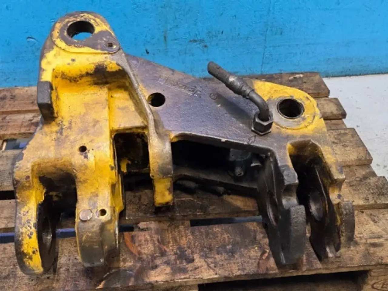 Billede 2 - New Holland LB110 Beslag 85803623