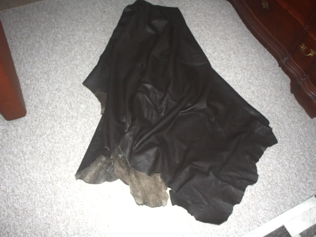 Billede 1 - Brun læder skind 2,3 m x 1,9 m x 1,6 m