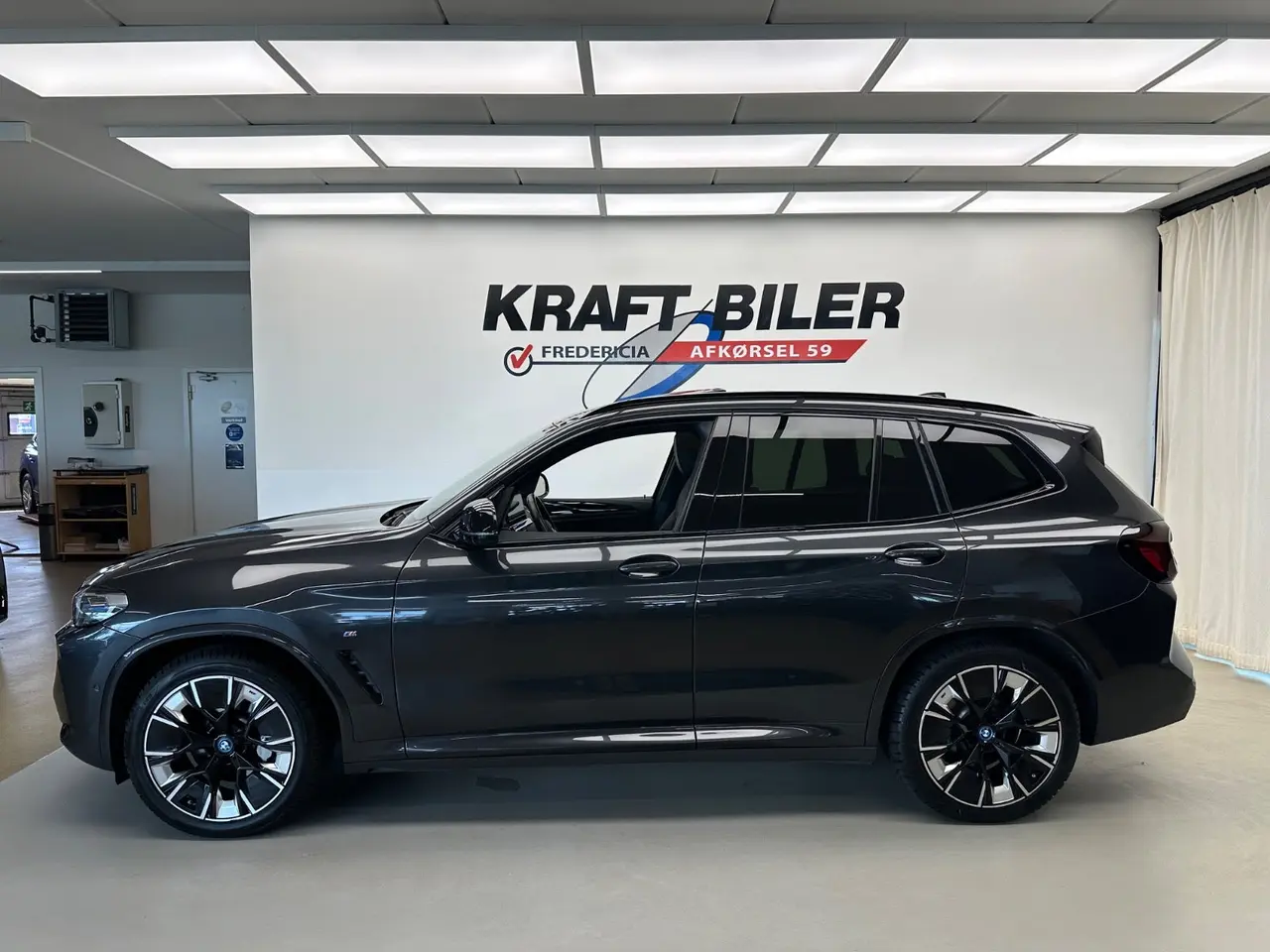 Billede 2 - BMW iX3  Charged Plus M-Sport