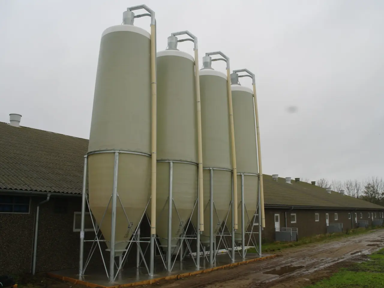 Billede 4 - Glasfiber silo 22 T.