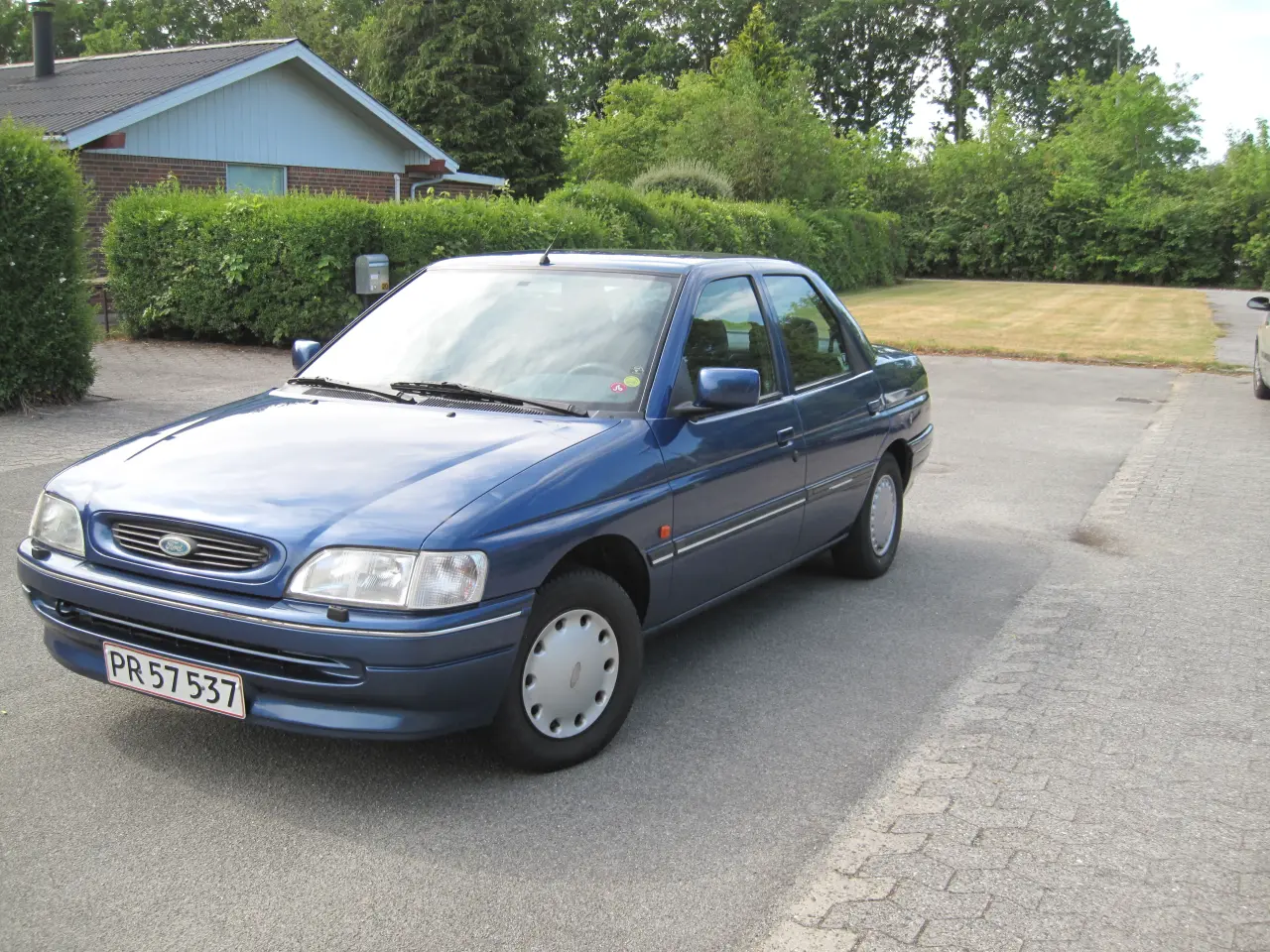 Billede 1 - Ford Escort, 1,6i CLX, Benzin, 1994.