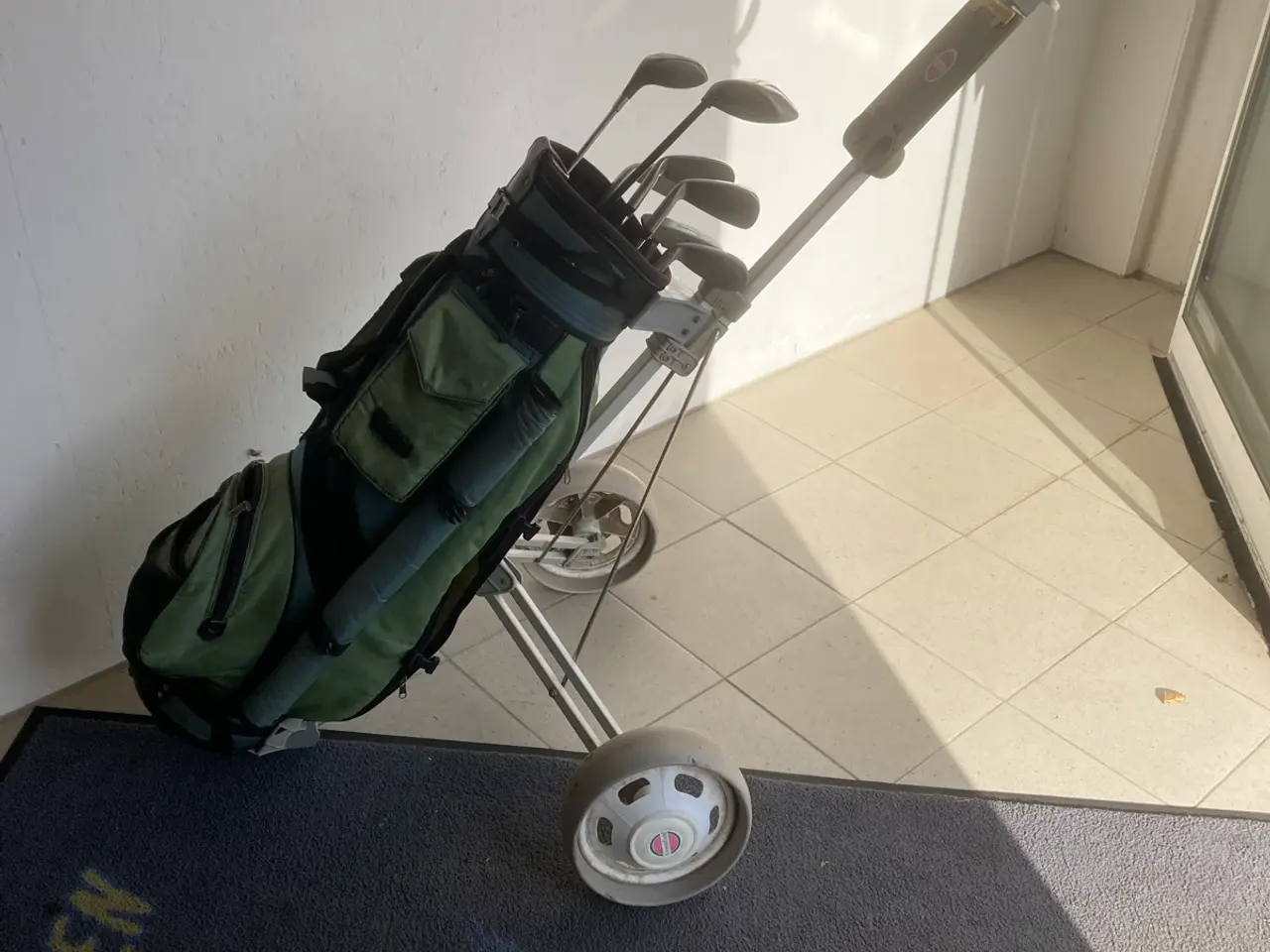 Billede 2 - Billig Golfstart. Alu vogn, bag , værktøj