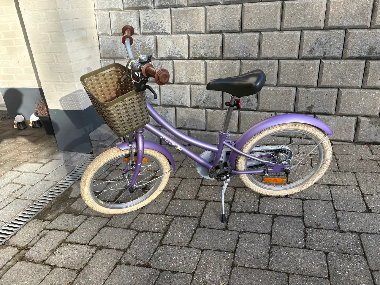 Billede 1 - Pigecykel 18” i meget god stand. 