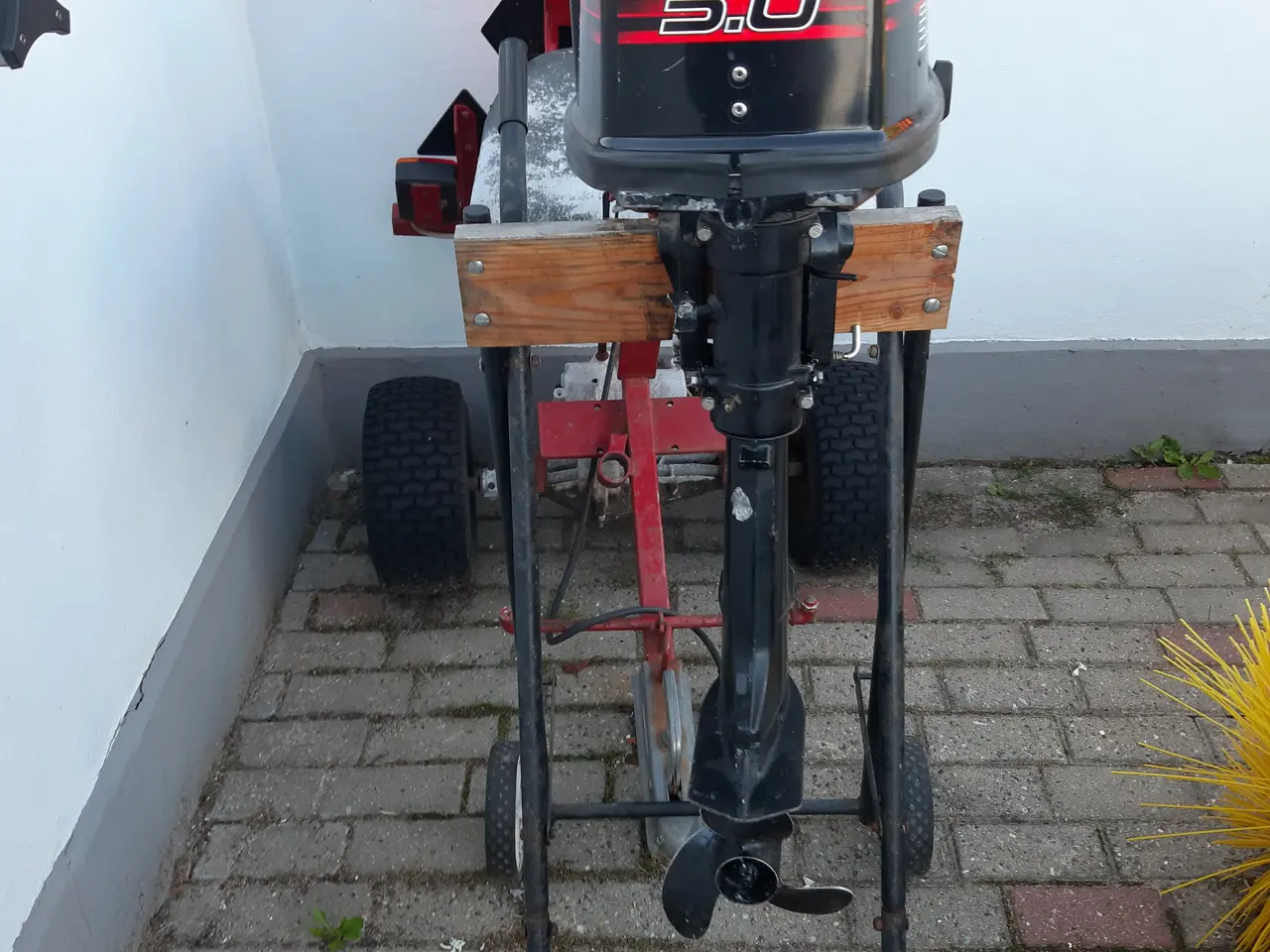 Billede 4 - Påhængsmotor 5 HK (Mercury) + vogn