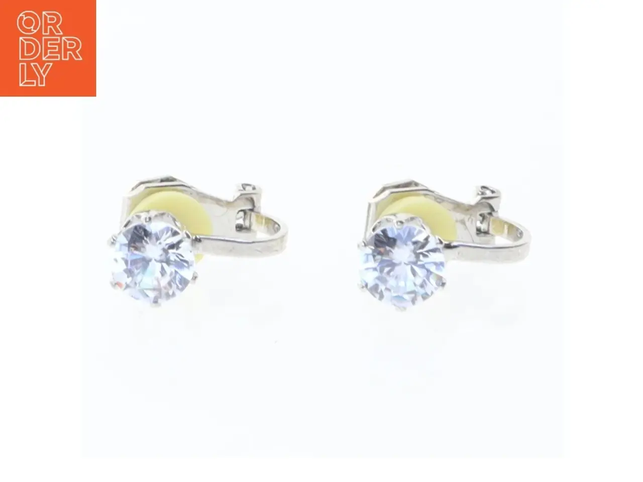 Billede 1 - Ørering med klare sten (str. 1 cm)