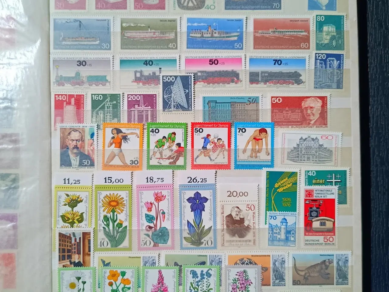 Billede 12 - Frimærker Berlin i album