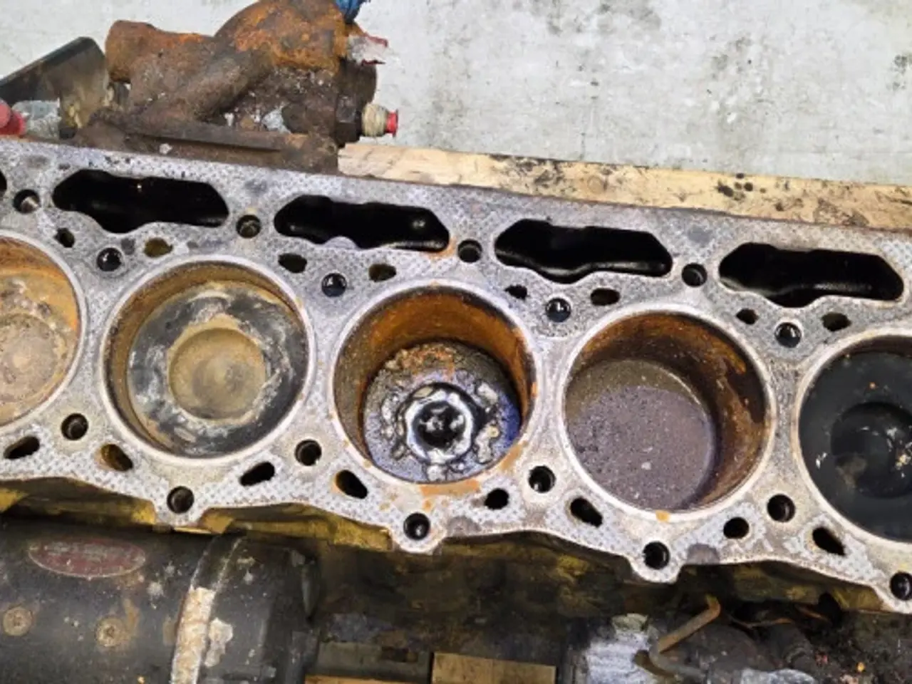Billede 7 - Ford 675TA Motor 87802087