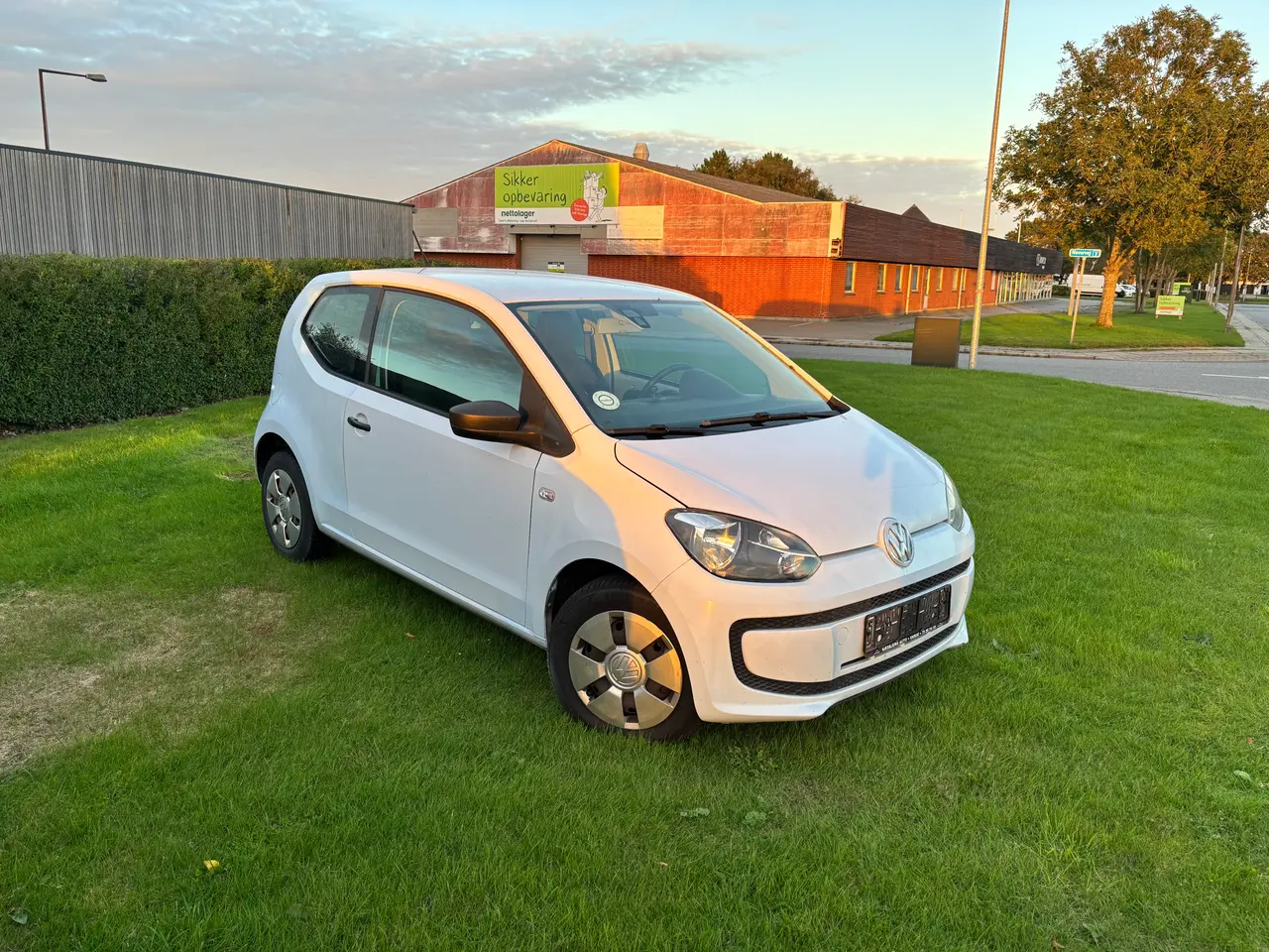 Billede 2 - VW up! 1.0 – 2012 – Nysynet – 26.500 kr.