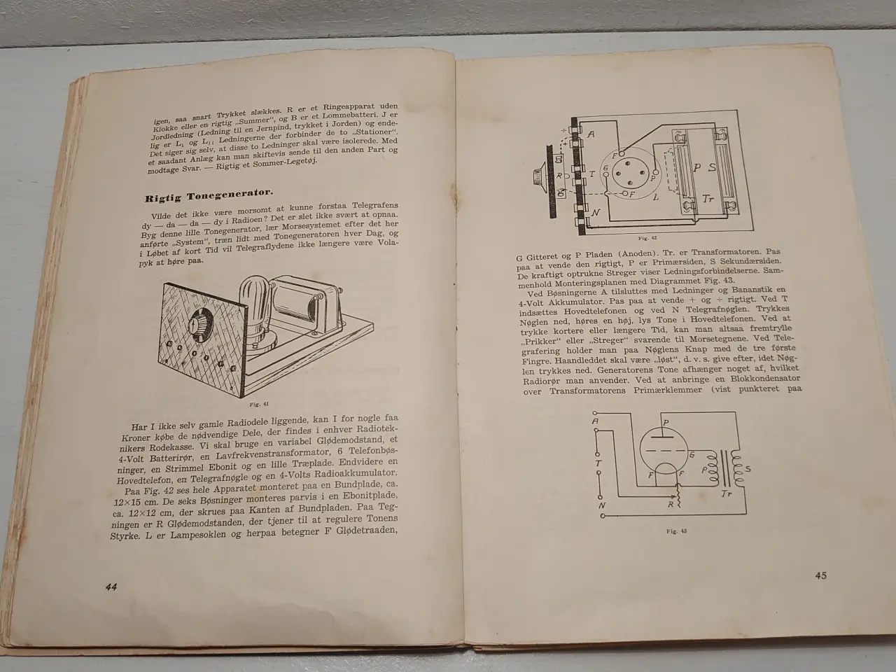 Billede 4 - C.Larsson: Drenge og Mekanik. Udgivet 1945.