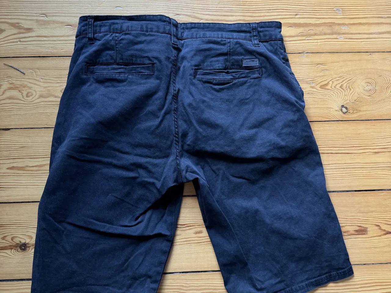 Billede 4 - Blå J. Lindeberg herre bomuldsshorts i str L 