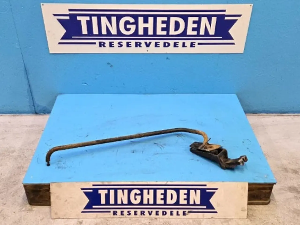 Billede 1 - John Deere 6300 Hængsel R.  RE46592