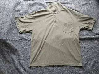Earthbound Polo-shirts ( 2.stk.ubrugte,med fejl )