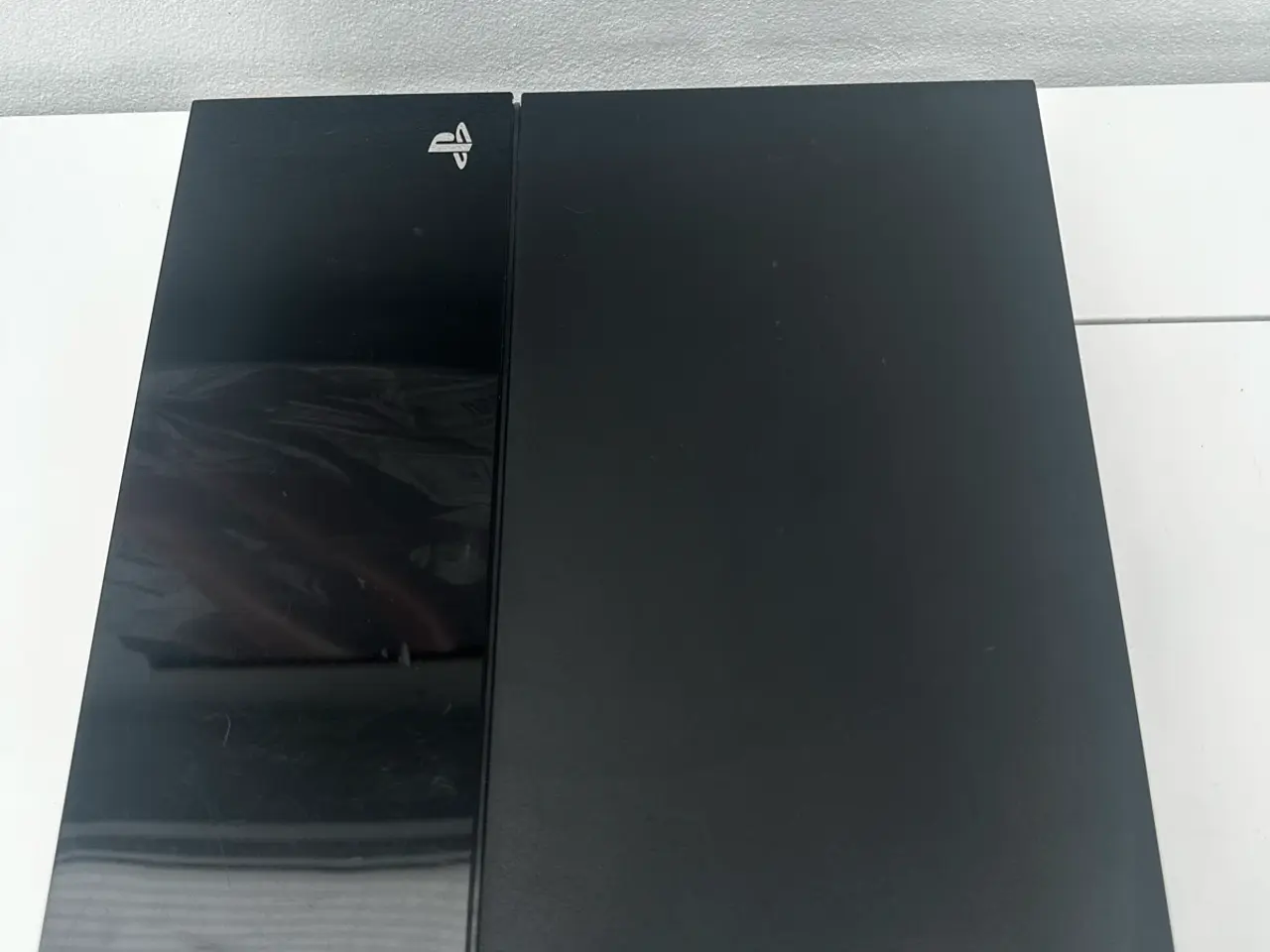 Billede 3 - Playstation 4 500GB sæt(+2 spil)