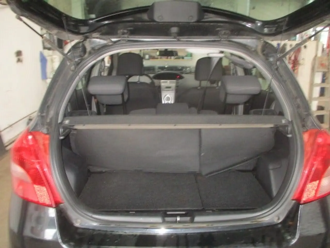 Billede 5 - Toyota Yaris 1,0 Luna